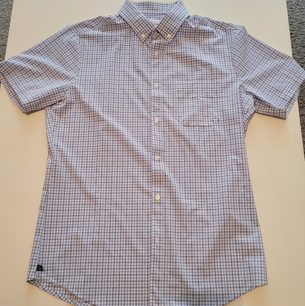 NWOT Mizzen and Main Leeward Button Up
